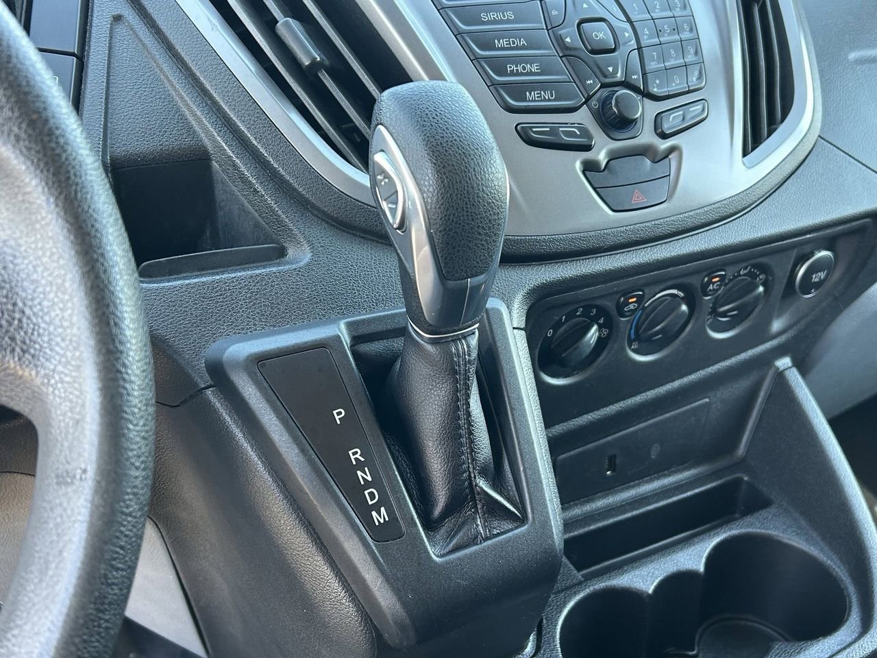 Used 2018 Ford Transit 350 XLT image 27