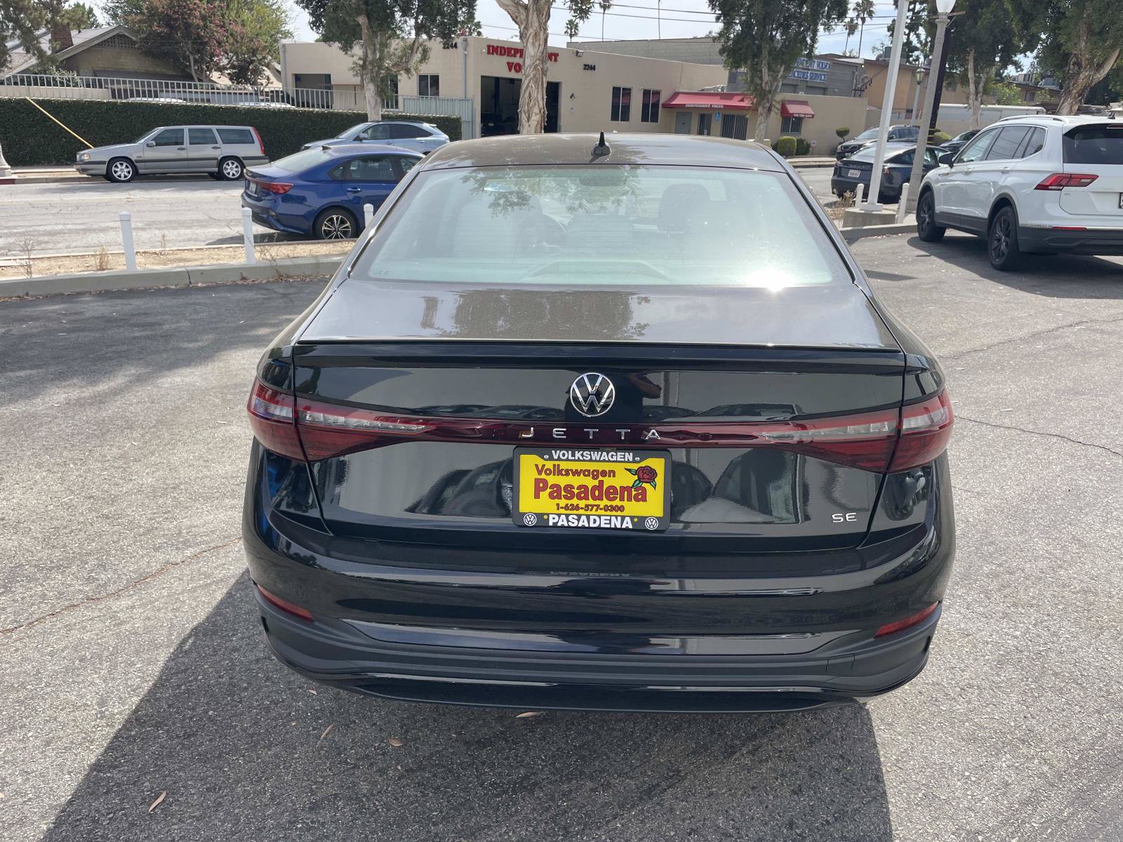 New 2026 Volkswagen Jetta SE FWD image 4
