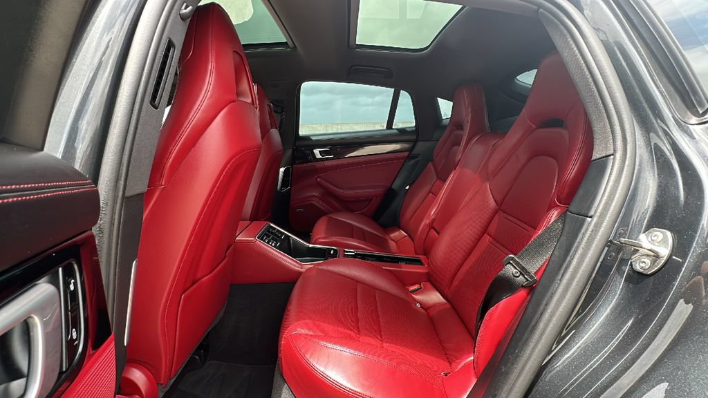 Used 2018 Porsche Panamera 4S AWD/4WD image 37