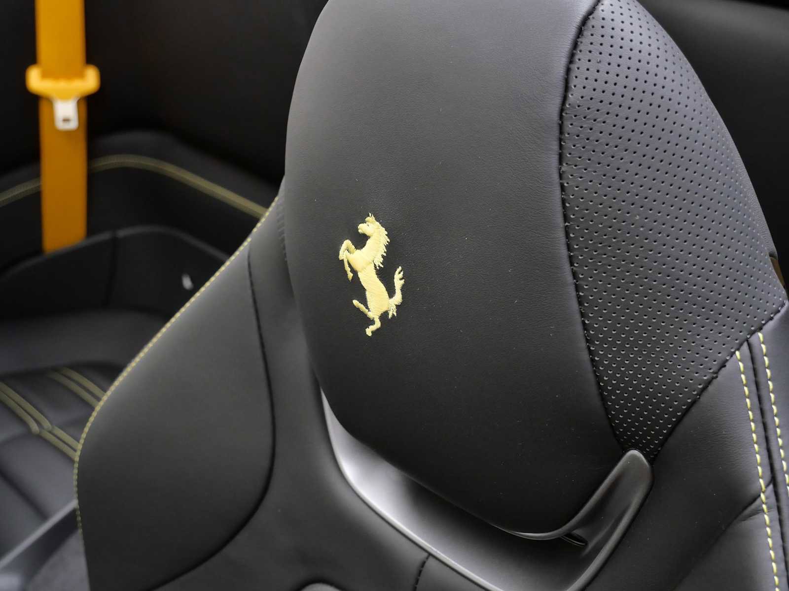 Certified 2023 Ferrari Portofino M image 20