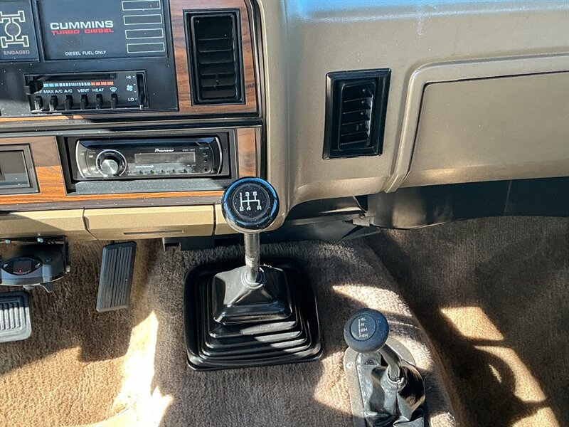 Used 1991 Dodge D/W Truck 350 AWD/4WD image 26