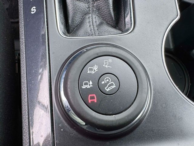Used 2019 Ford Explorer XLT w/ Equipment Group 202A AWD/4WD image 33