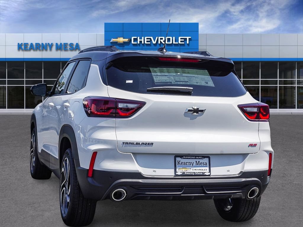 New 2026 Chevrolet TrailBlazer RS w/ Driver Confidence Package FWD image 4