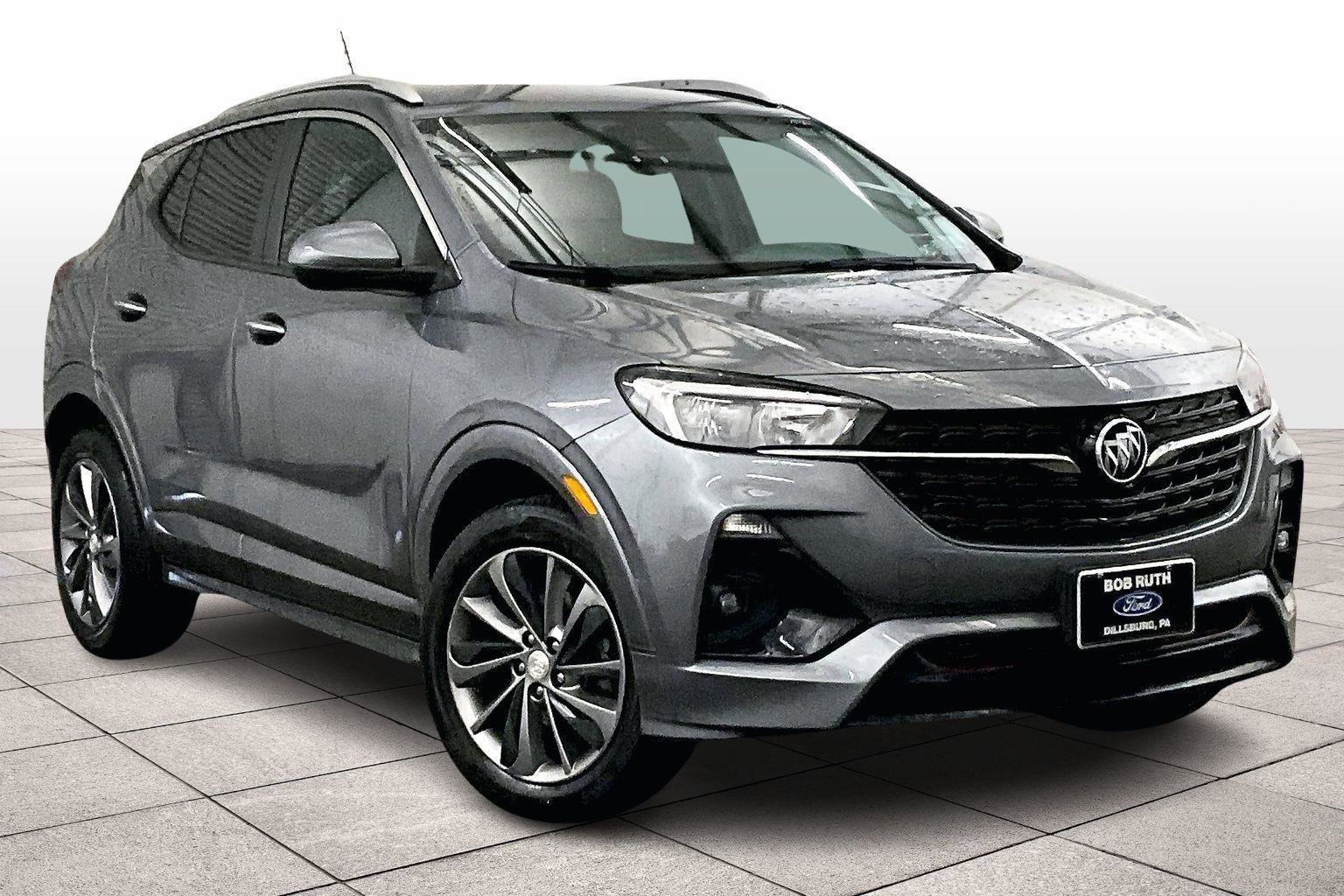 Used 2021 Buick Encore GX Select w/ Sport Touring Package image 2