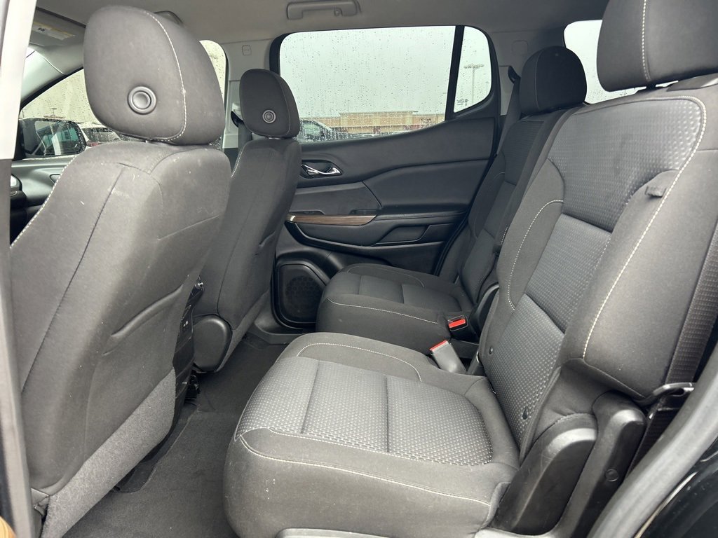 Used 2023 GMC Acadia SLE w/ Driver Convenience Package image 14