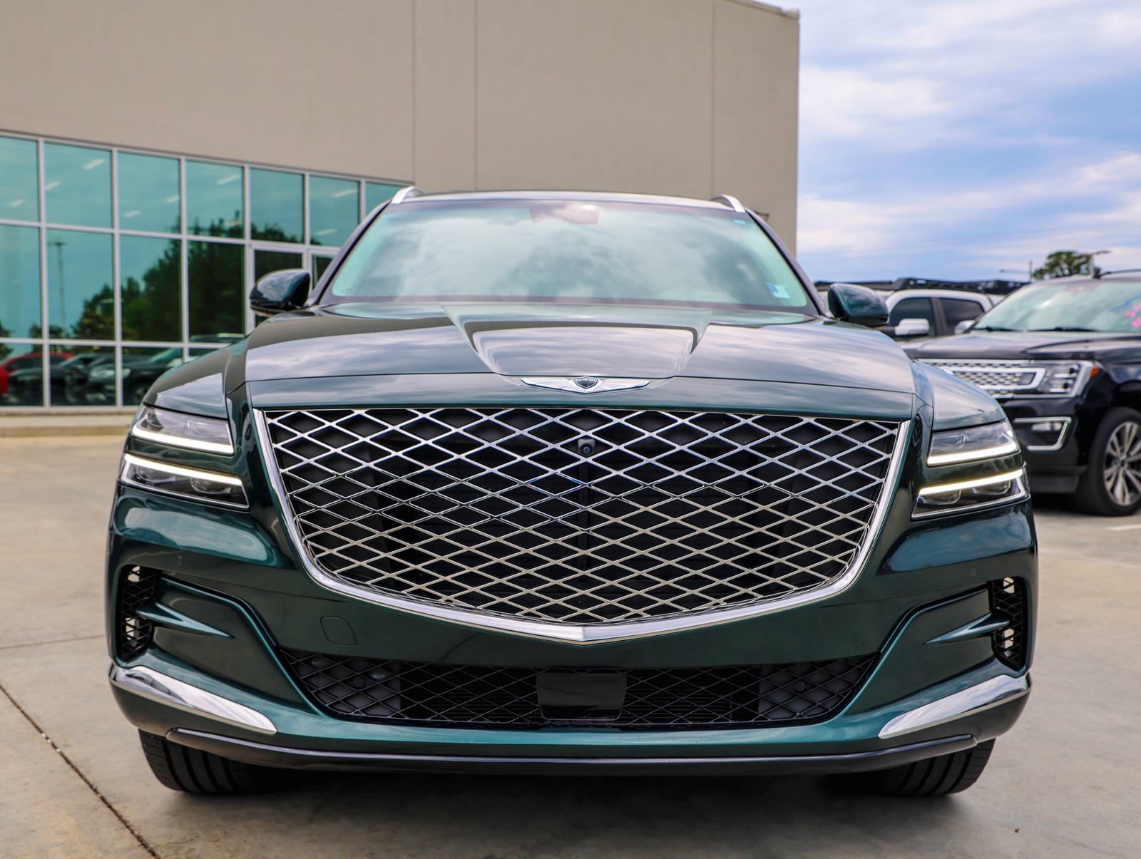Used 2024 Genesis GV80 2.5T w/ Advanced Package AWD/4WD image 4