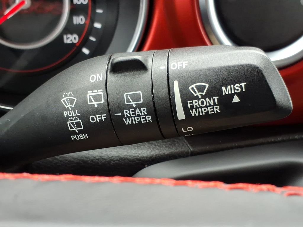 Used 2021 Jeep Wrangler Unlimited Rubicon w/ LED Lighting Group AWD/4WD image 24