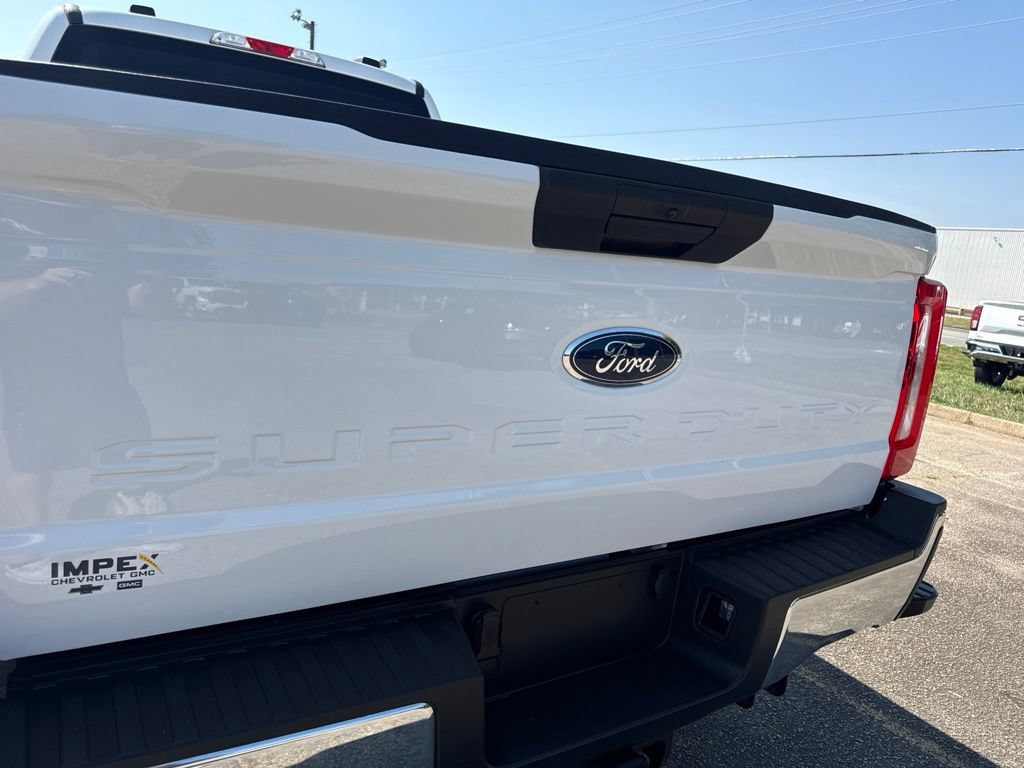 Used 2025 Ford F250 XLT w/ FX4 Off-Road Package AWD/4WD image 30