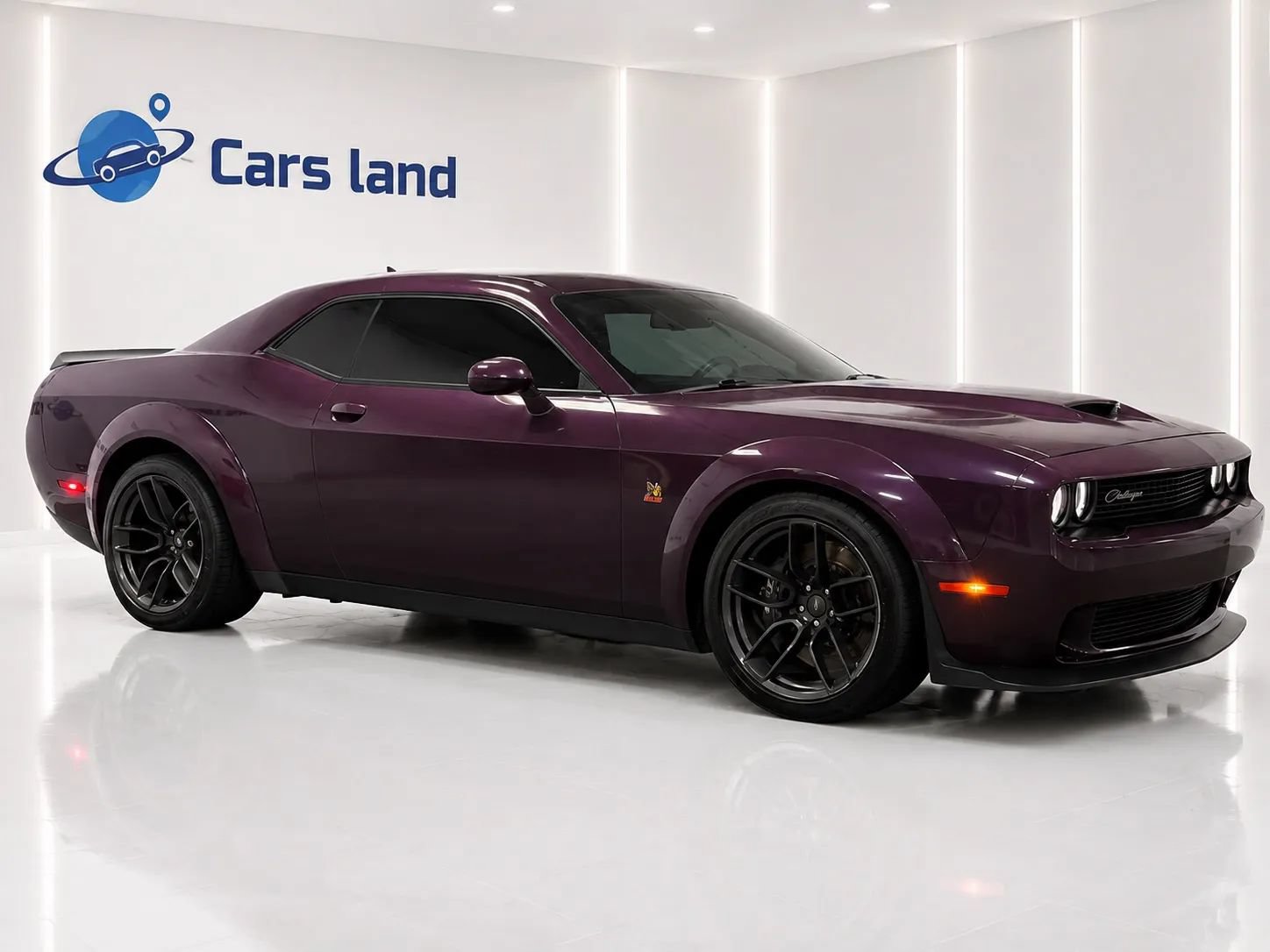 Used 2021 Dodge Challenger R/T Scat Pack RWD image 2