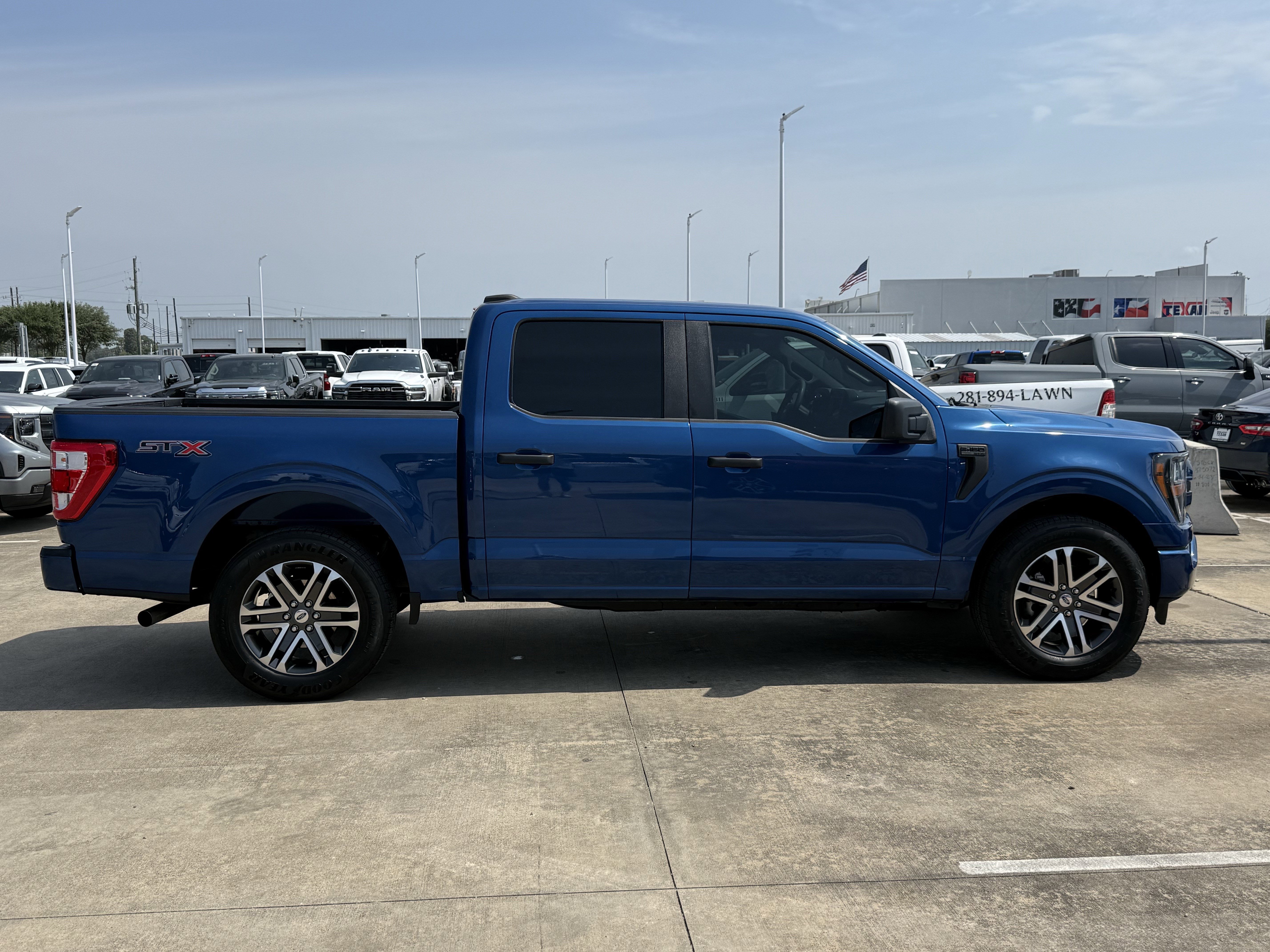 Used 2023 Ford F150 XL w/ STX Appearance Package RWD image 3