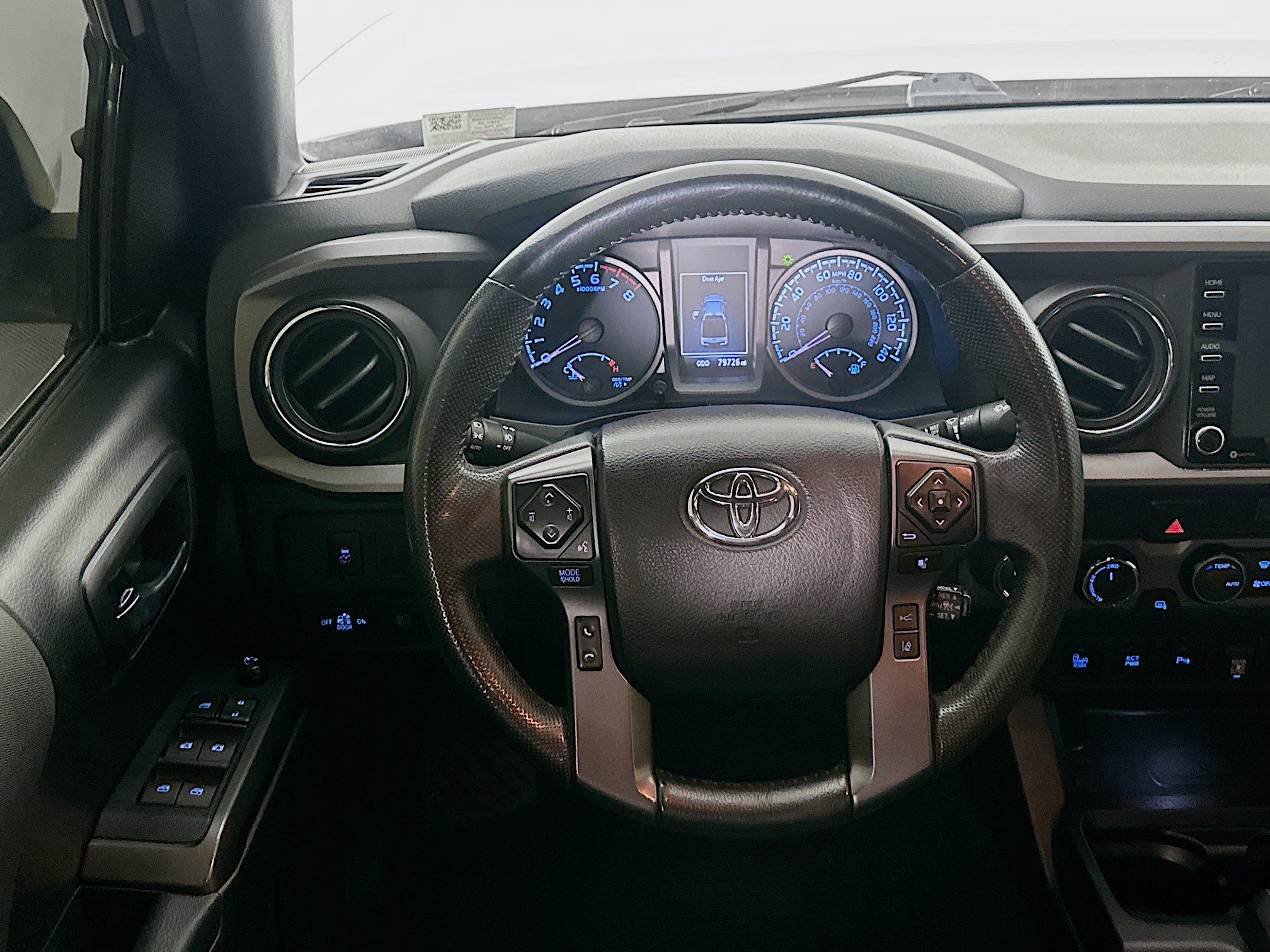 Used 2021 Toyota Tacoma TRD Off-Road w/ Technology Package AWD/4WD image 18