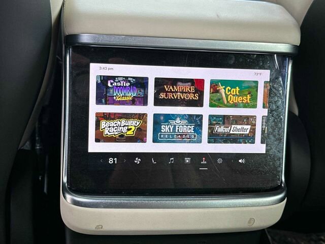 Used 2022 Tesla Model X image 16