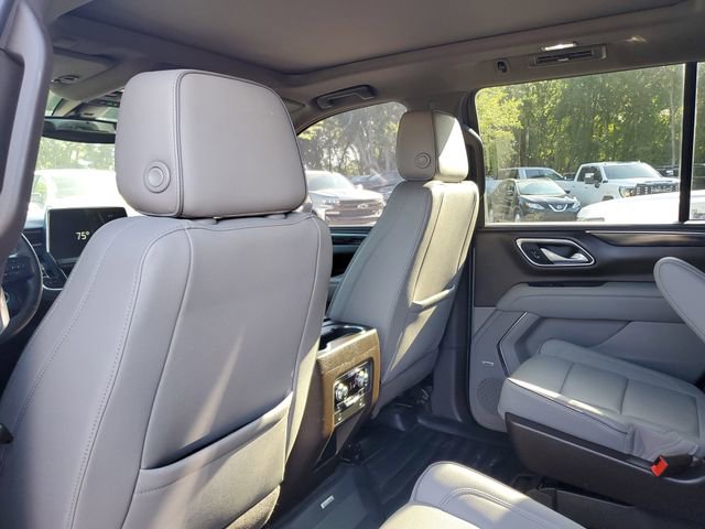 Used 2022 GMC Yukon SLT w/ SLT Premium Package RWD image 9