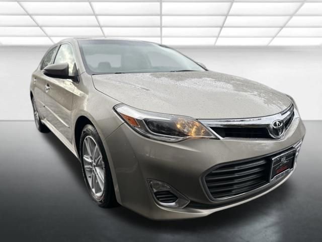 Used 2014 Toyota Avalon XLE FWD image 3
