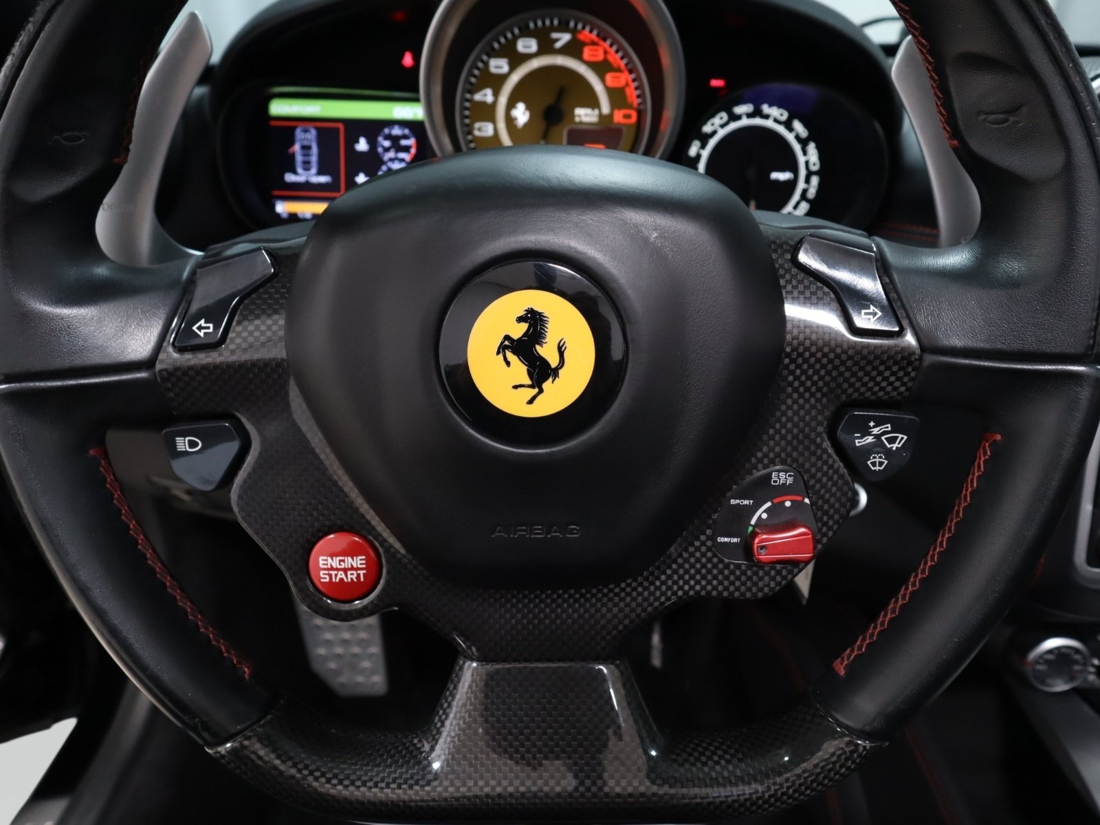 Used 2016 Ferrari California T RWD image 28