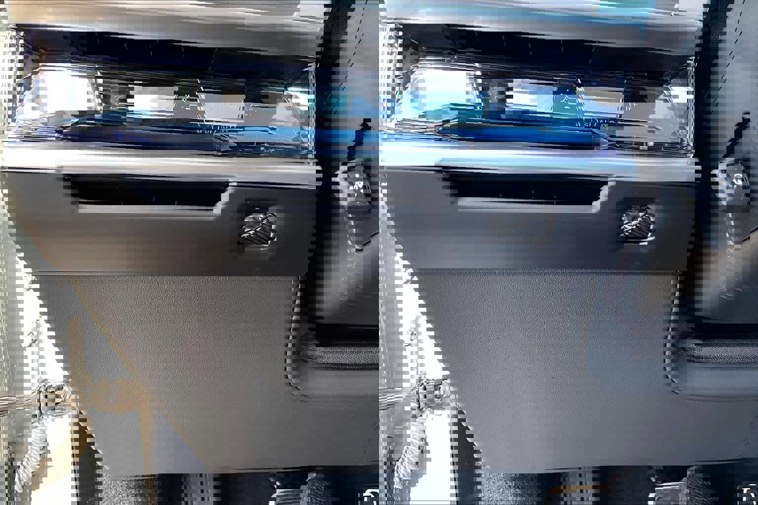 Used 2025 BMW i7 xDrive60 image 33