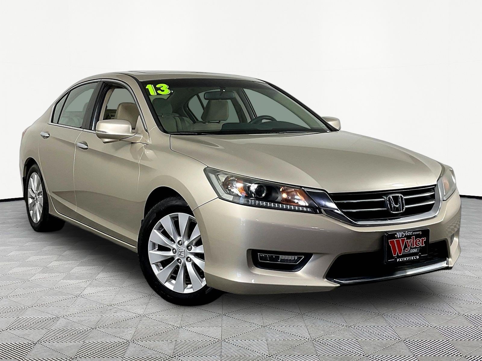 Used 2013 Honda Accord EX image 3