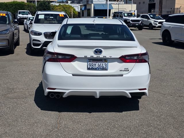 Used 2022 Toyota Camry SE FWD image 5