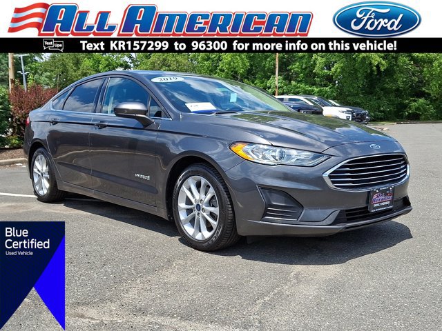 Certified 2019 Ford Fusion SE FWD image 1