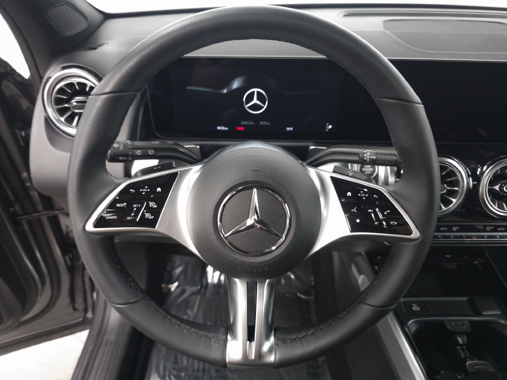 Certified 2026 Mercedes-Benz GLB 250 4MATIC image 12
