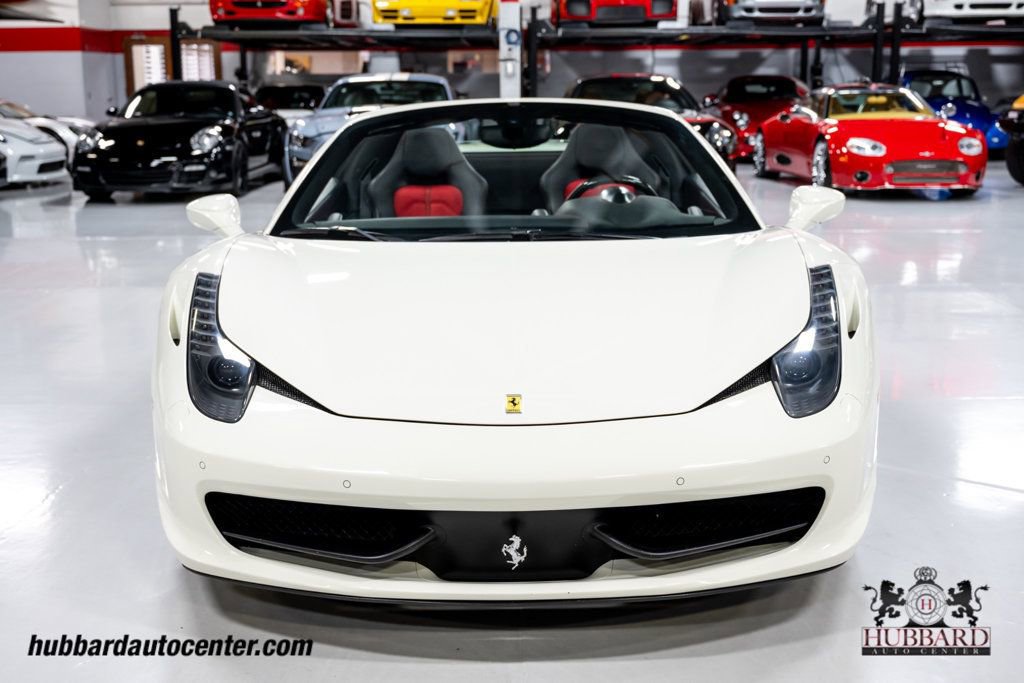 Used 2014 Ferrari 458 Spider RWD image 3