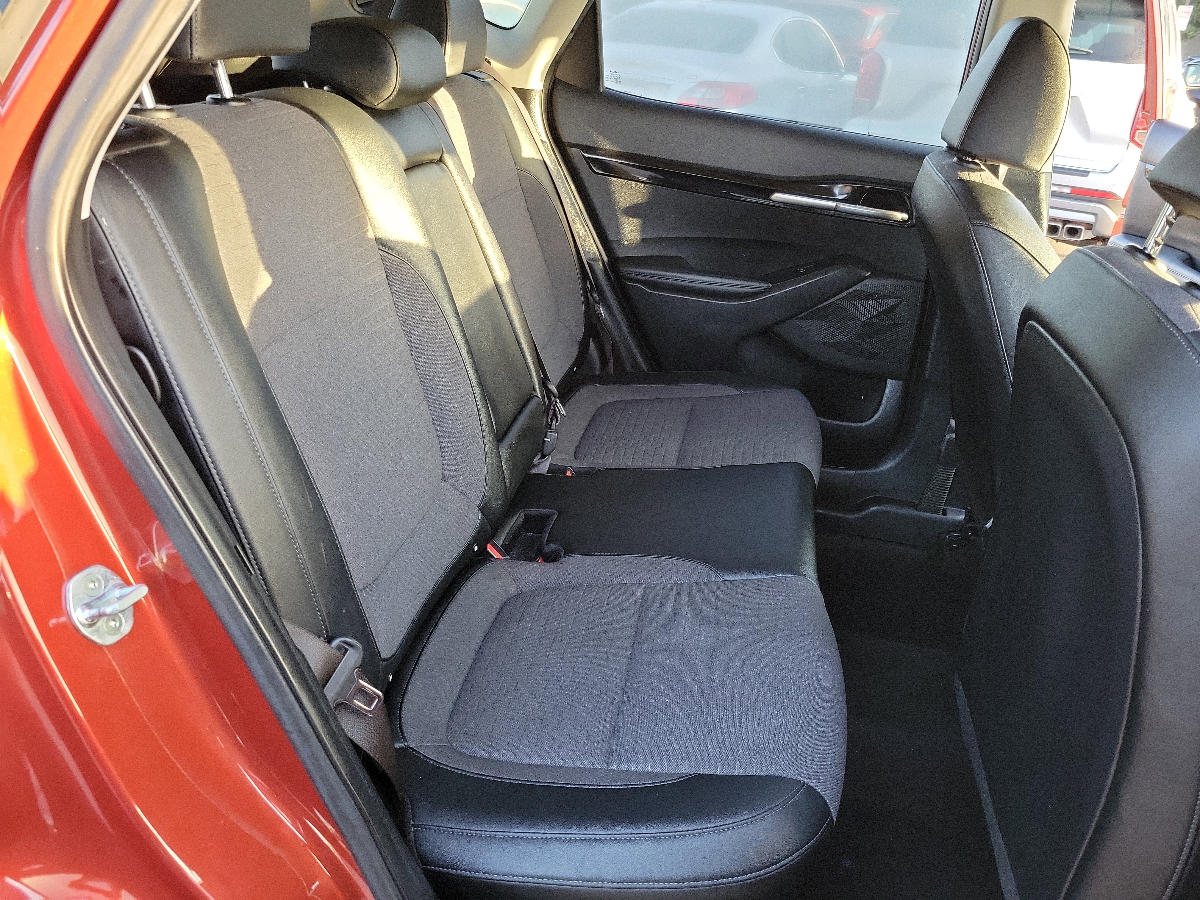 Used 2022 Kia Seltos S FWD image 20