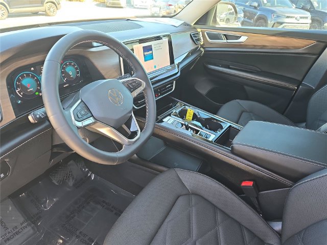 Used 2024 Volkswagen Atlas SE FWD image 18