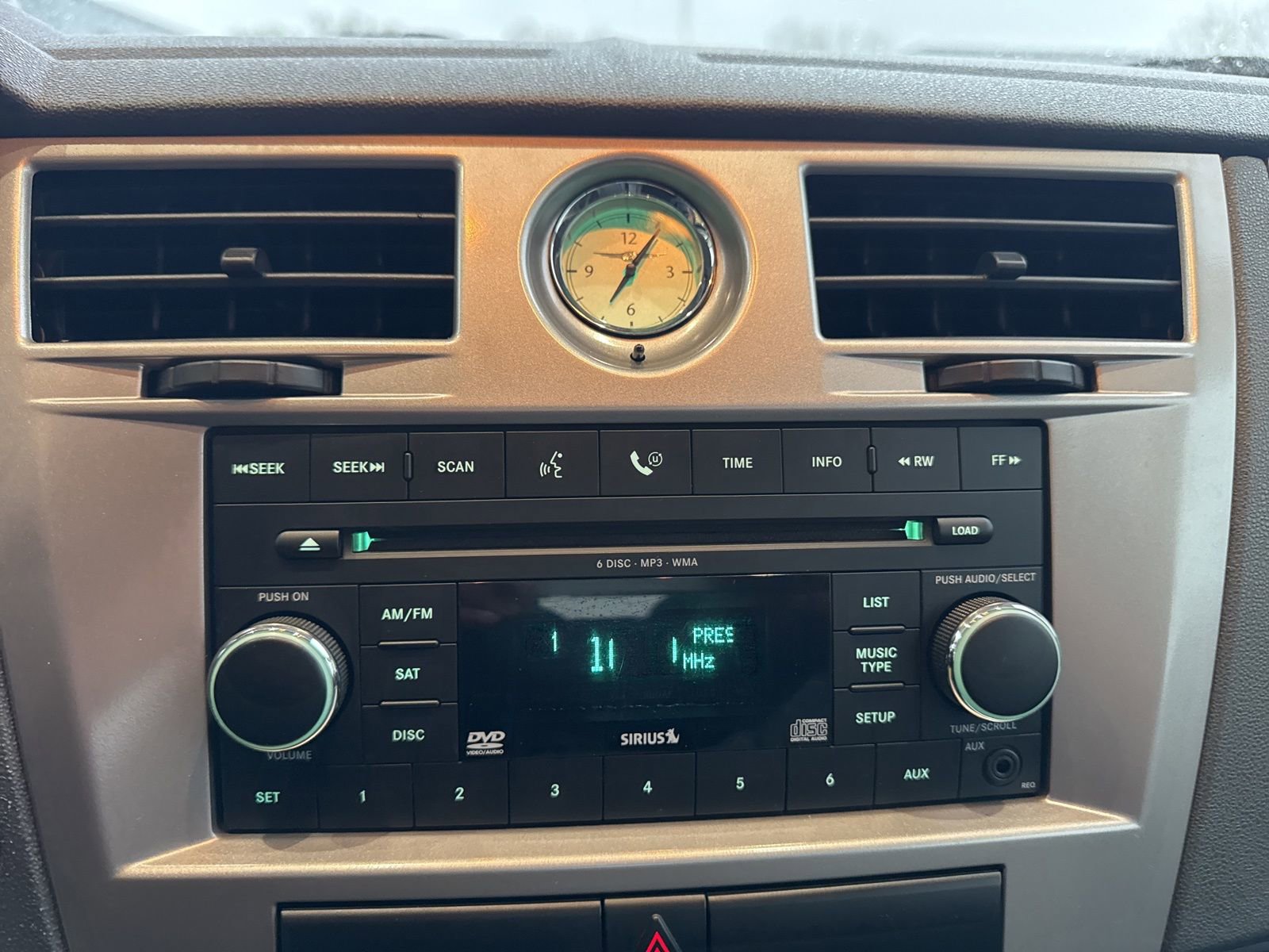 Used 2008 Chrysler Sebring LX w/ Convenience Group FWD image 32