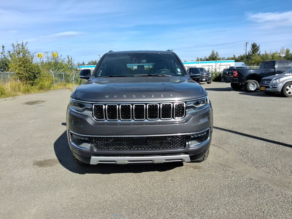 Certified 2025 Jeep Wagoneer Series II w/ 8-Passenger Seating Package AWD/4WD image 3