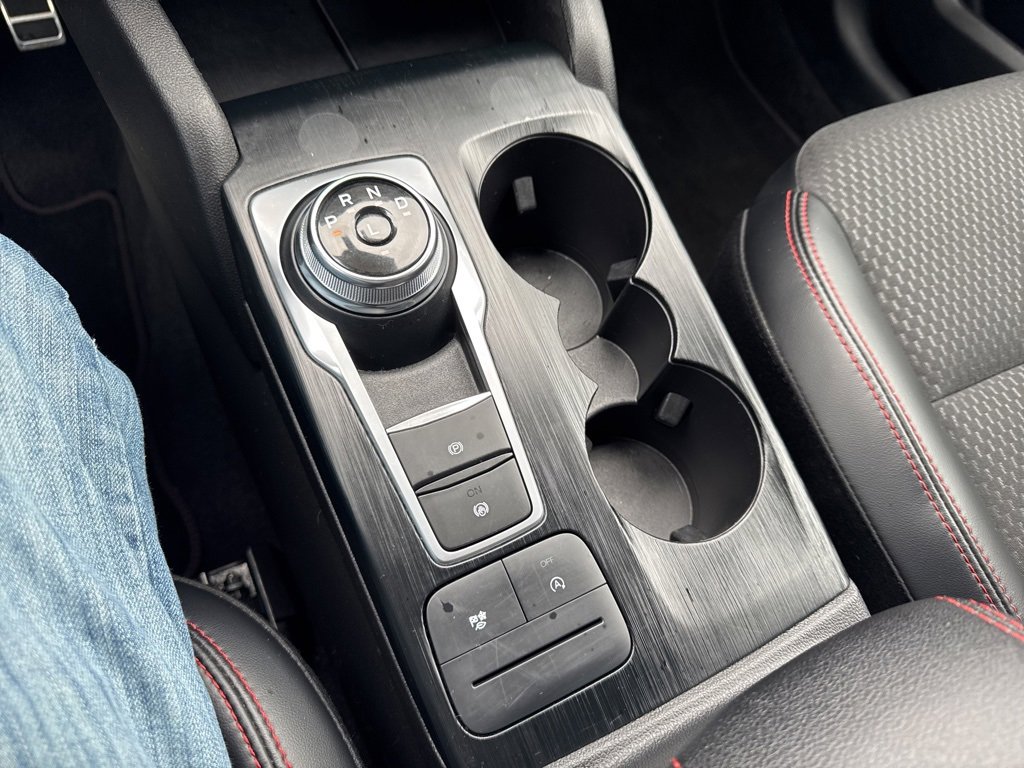 Used 2023 Ford Escape ST-Line image 19