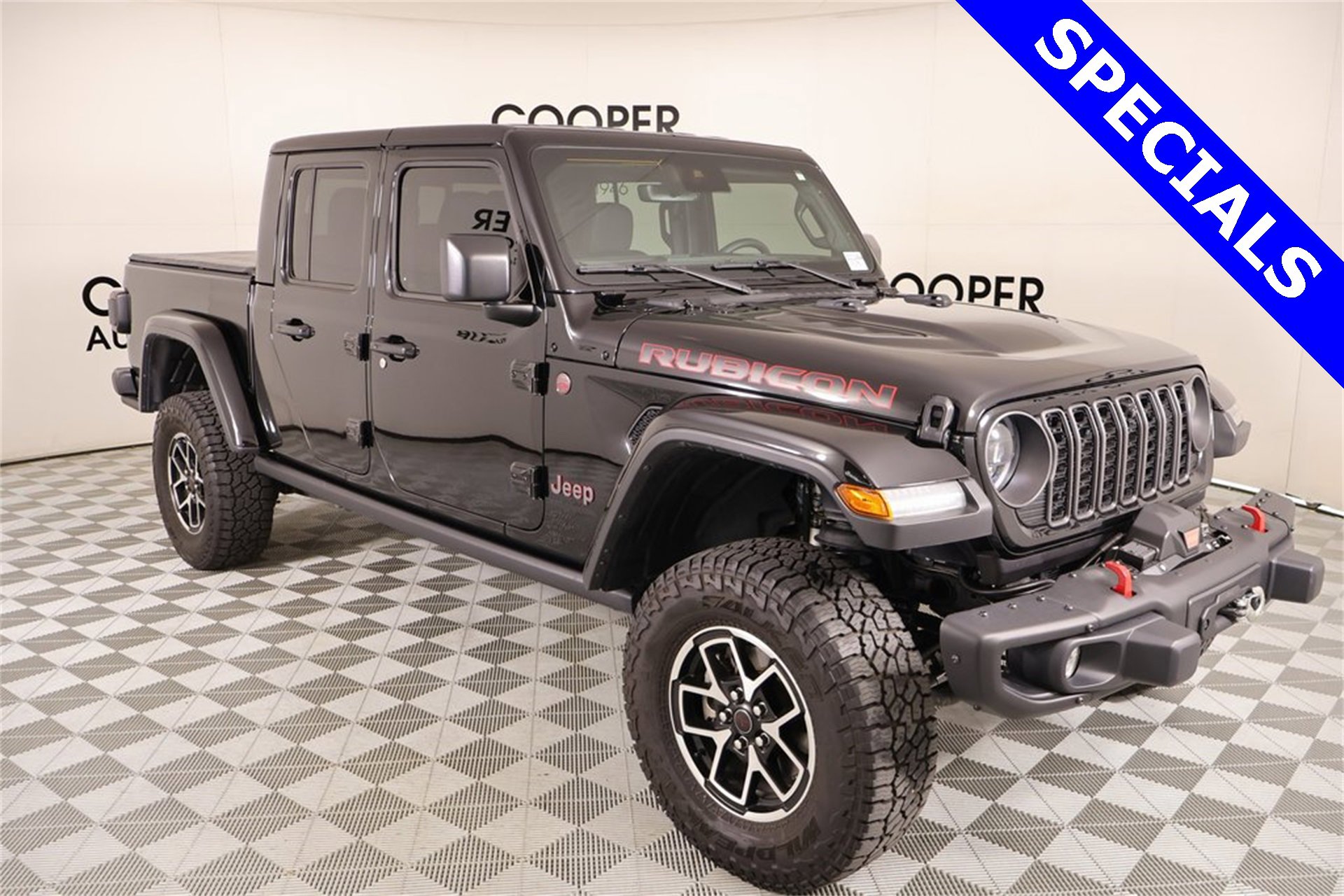 Used 2024 Jeep Gladiator Rubicon image 1