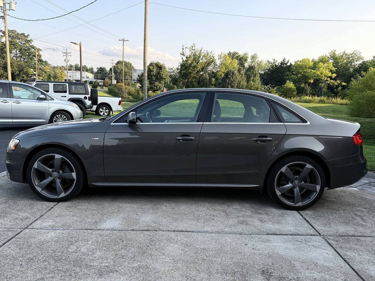 Used 2014 Audi A4 2.0T Premium Plus w/ Premium Plus Package AWD/4WD image 6