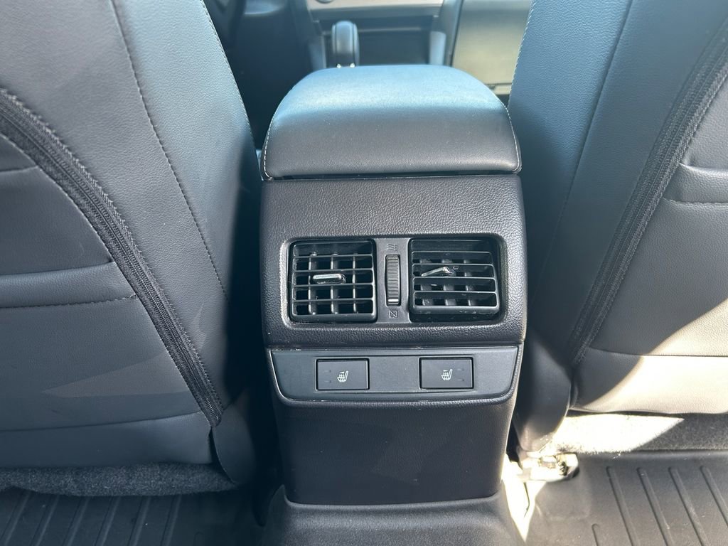 Used 2017 Subaru Outback 2.5i Limited AWD/4WD image 26