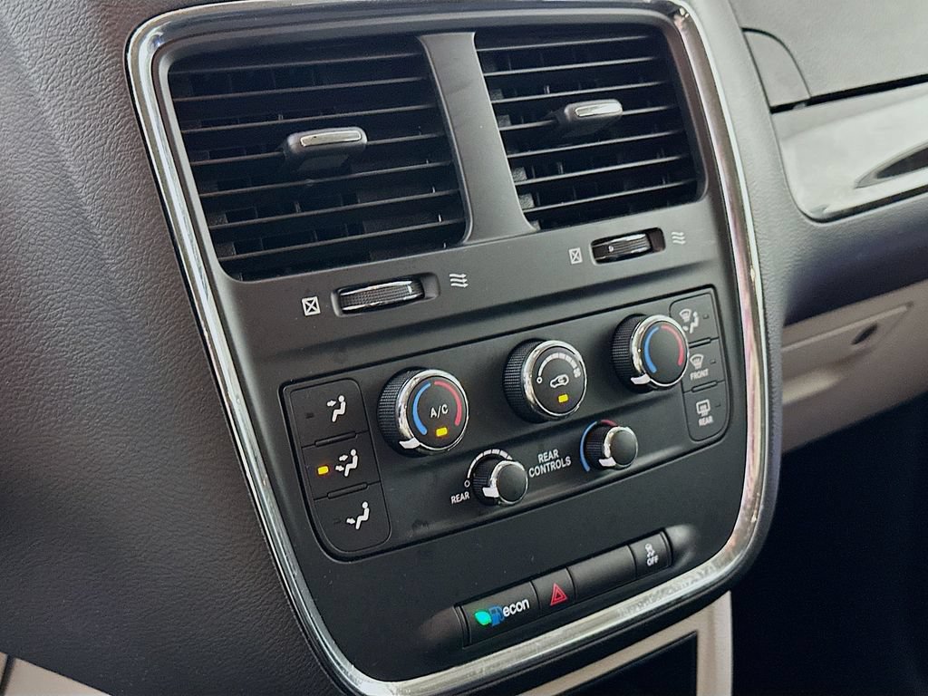 Certified 2019 Dodge Grand Caravan SE w/ UConnect Hands-Free Group FWD image 21