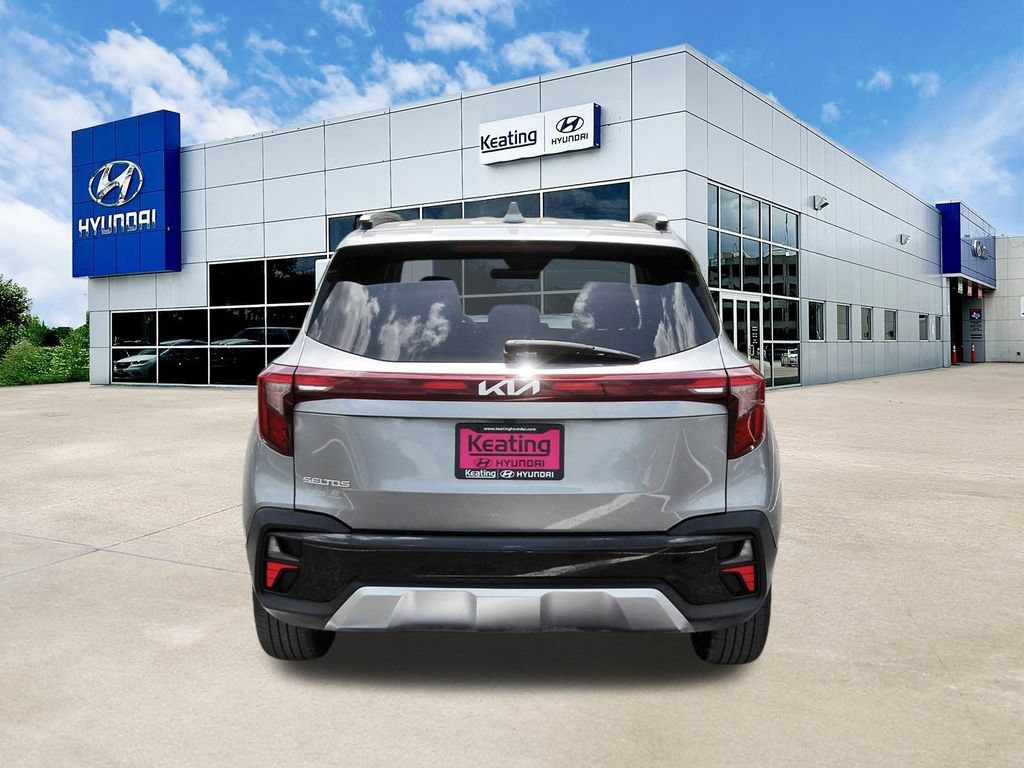 Used 2024 Kia Seltos S FWD image 6