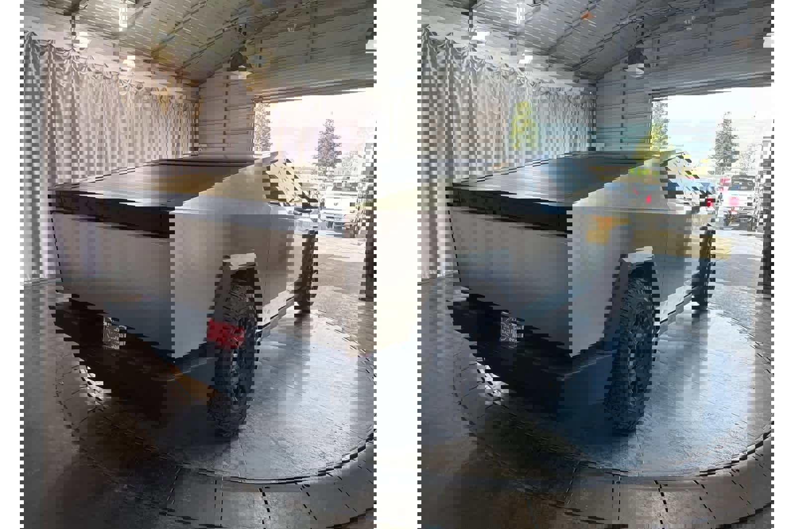 Used 2024 Tesla Cybertruck AWD Crew Cab image 11