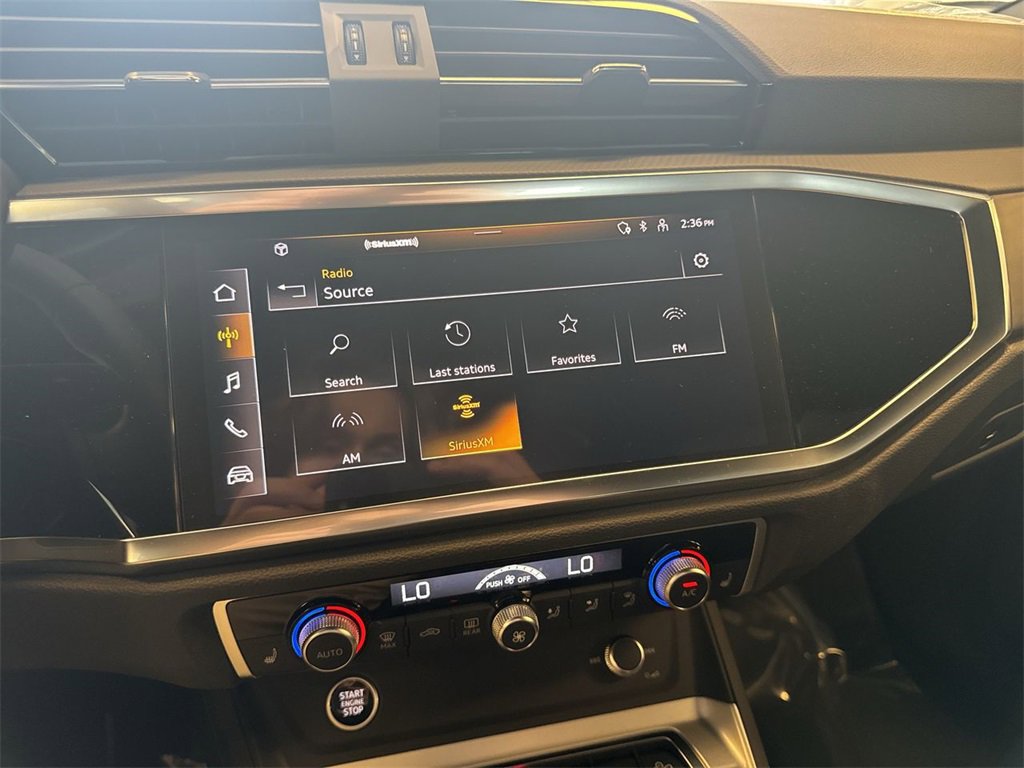 New 2025 Audi Q3 2.0T Premium image 15