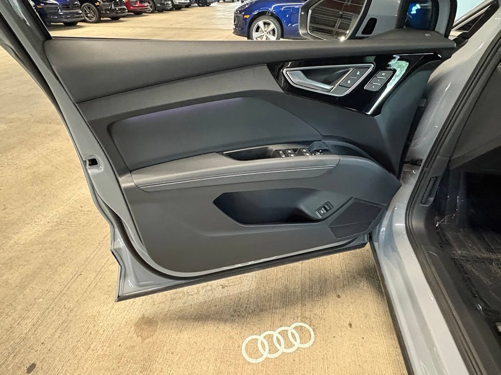 Used 2024 Audi Q4 e-tron Prestige w/ Black Optic Package AWD/4WD image 18