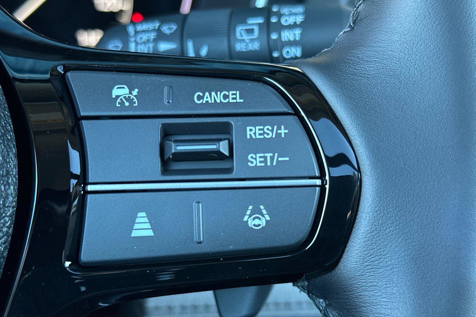 New 2025 Honda Pilot Touring image 30