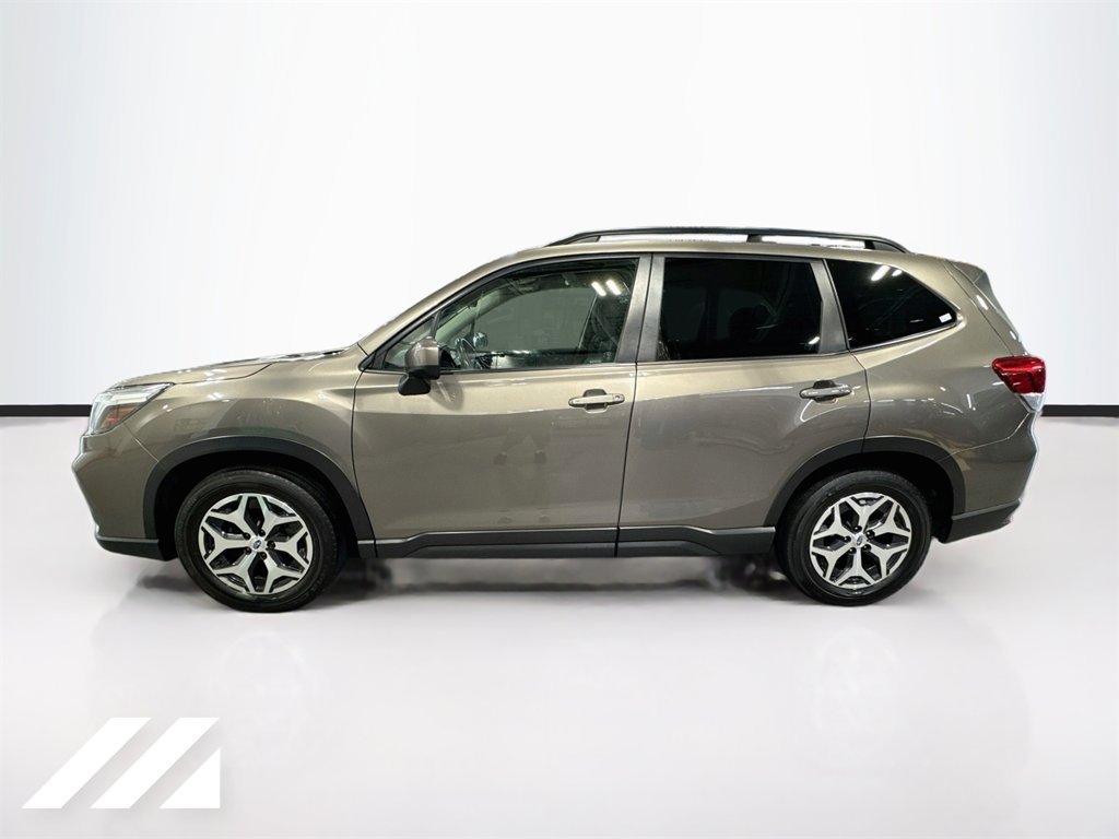 Used 2021 Subaru Forester Premium AWD/4WD image 8