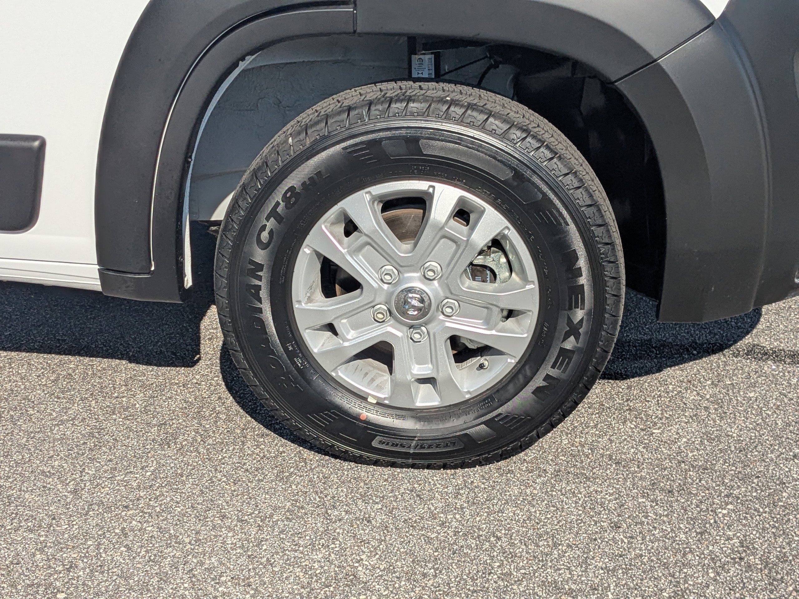 New 2026 RAM ProMaster 2500 w/ Quick Order Package 22G SLT image 10