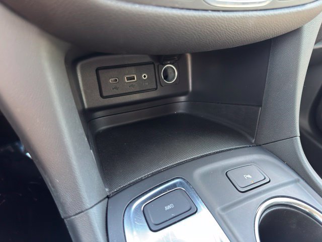 Certified 2024 Chevrolet Equinox LT AWD/4WD image 20