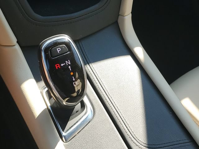 Certified 2018 Cadillac XT5 Luxury w/ Driver Awareness Package FWD image 29
