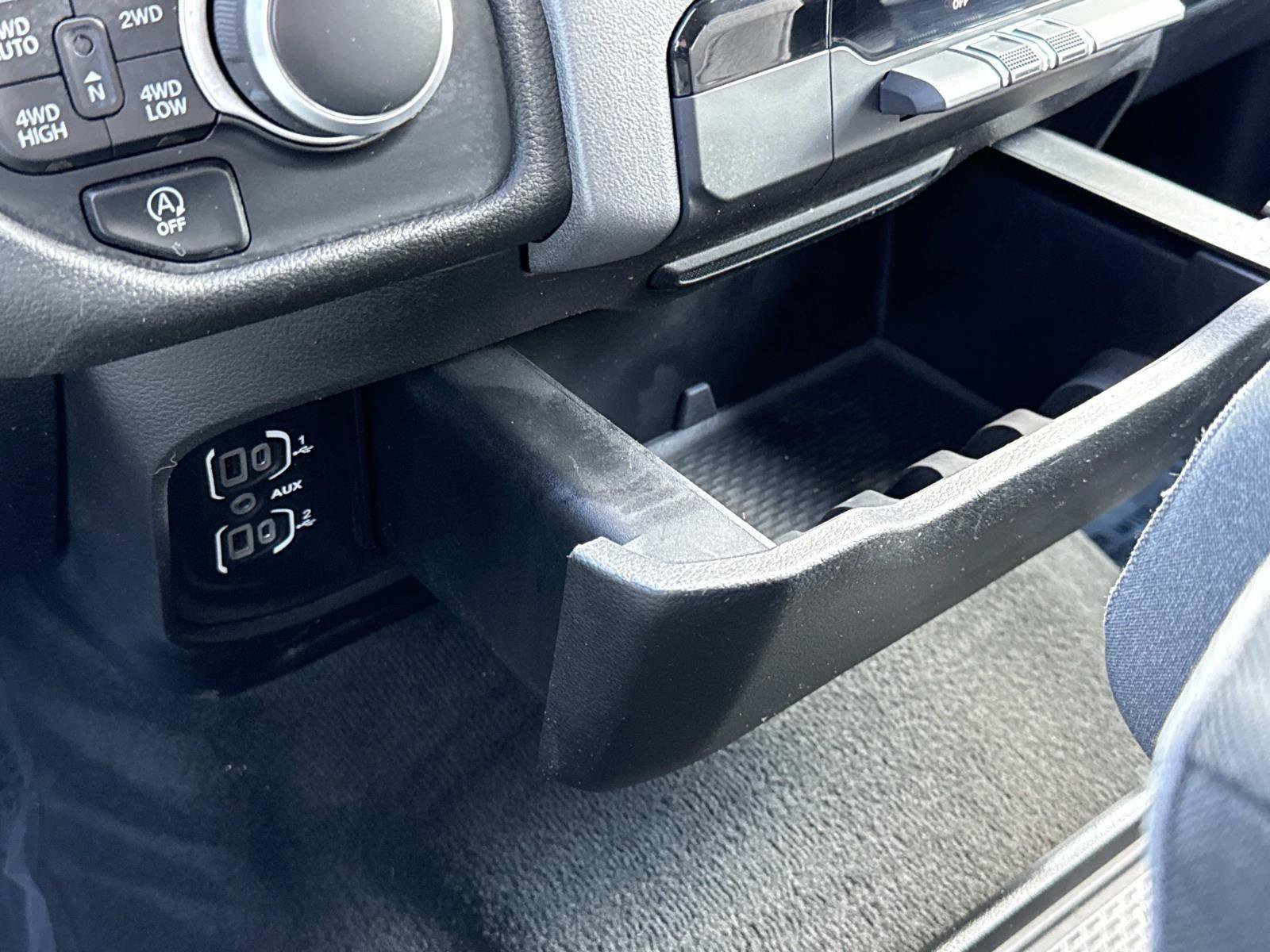 Used 2020 RAM 1500 Big Horn AWD/4WD image 7