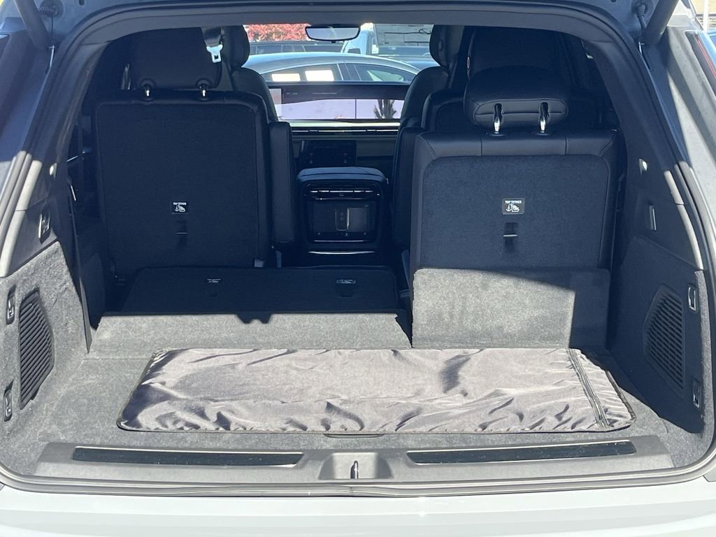 New 2026 Cadillac Escalade IQ Sport 1 w/ LPO, ONYX Package image 18