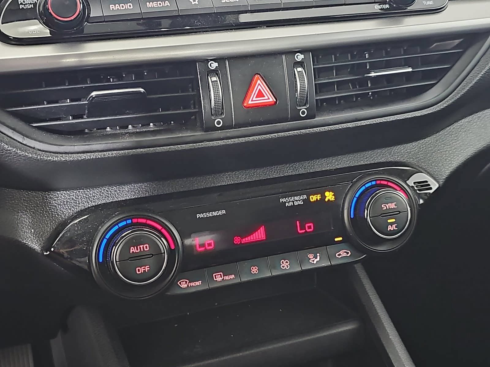 Used 2019 Kia Forte LXS FWD image 21