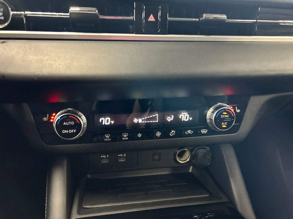 Used 2025 Mitsubishi Outlander SE AWD/4WD image 17