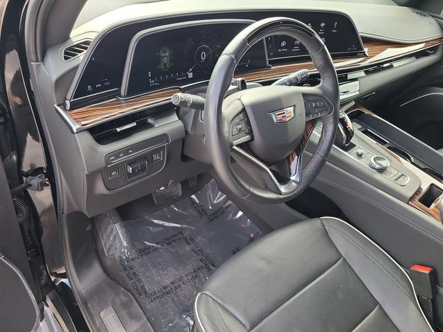 Used 2023 Cadillac Escalade Premium Luxury w/ Performance Package RWD image 23