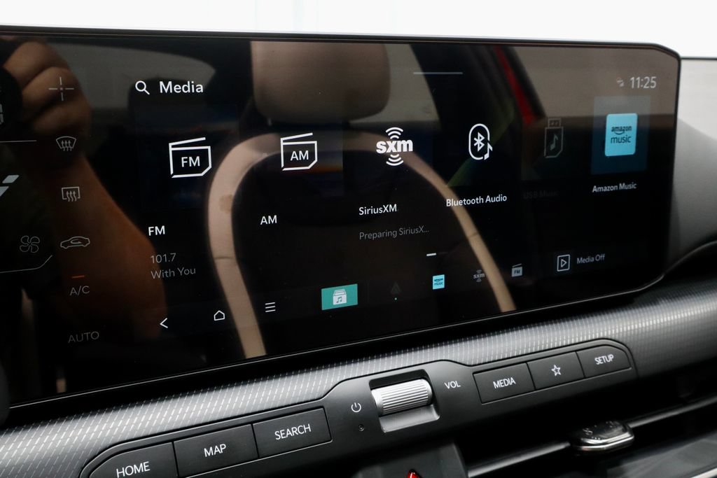 Used 2026 Kia K4 GT-Line w/ GT-Line Premium Package FWD image 4