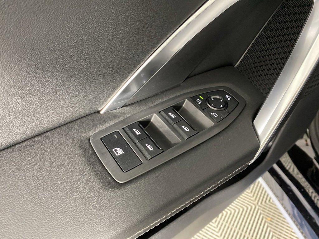 Certified 2025 BMW X1 xDrive28i w/ Convenience Package image 9